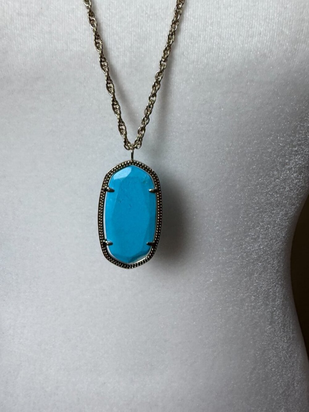 Kendra Scott Rae Long Necklace Pendant Turquoise with Gold Tone Long Chain - Picture 2 of 5